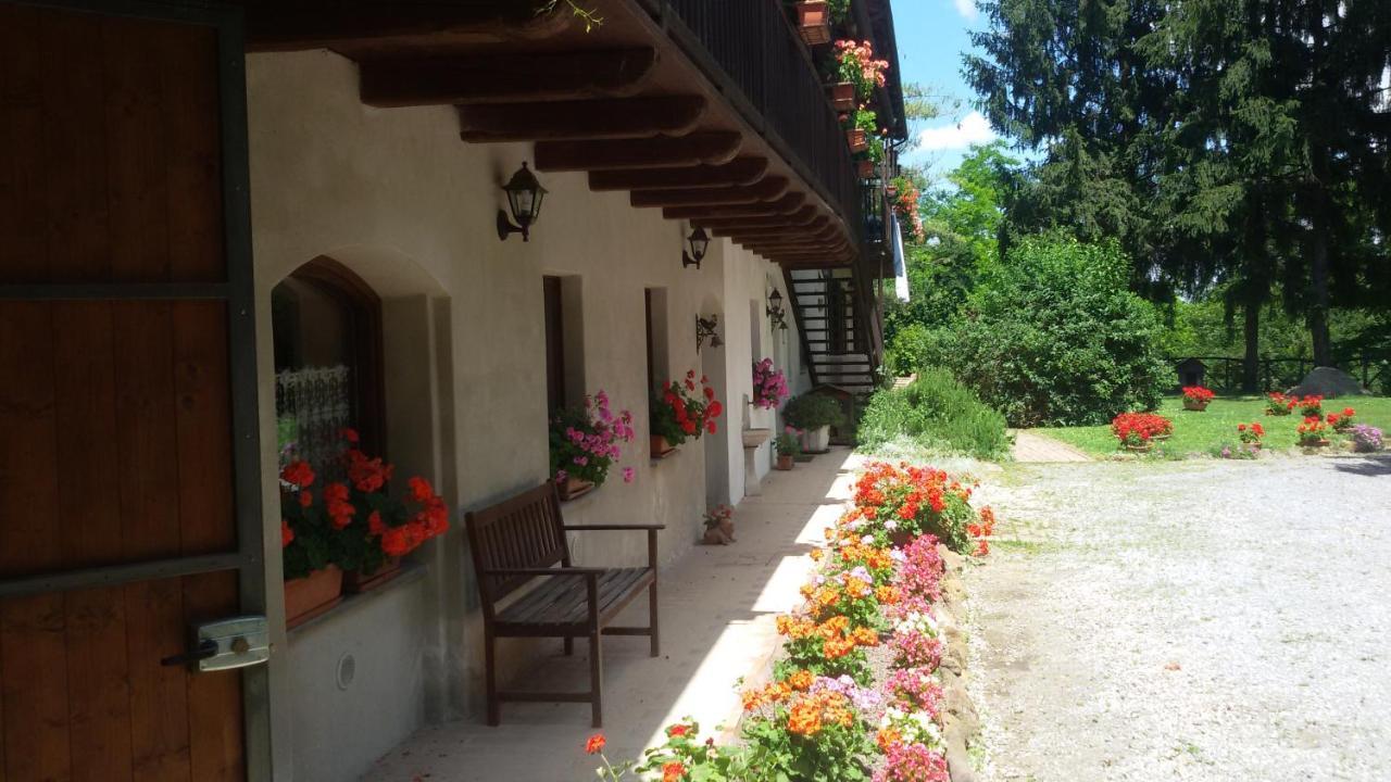 La Collina Dei Passeri Bed & Breakfast Pocapaglia Exterior photo