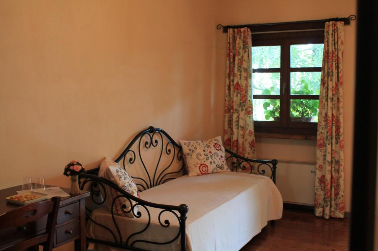 La Collina Dei Passeri Bed & Breakfast Pocapaglia Exterior photo